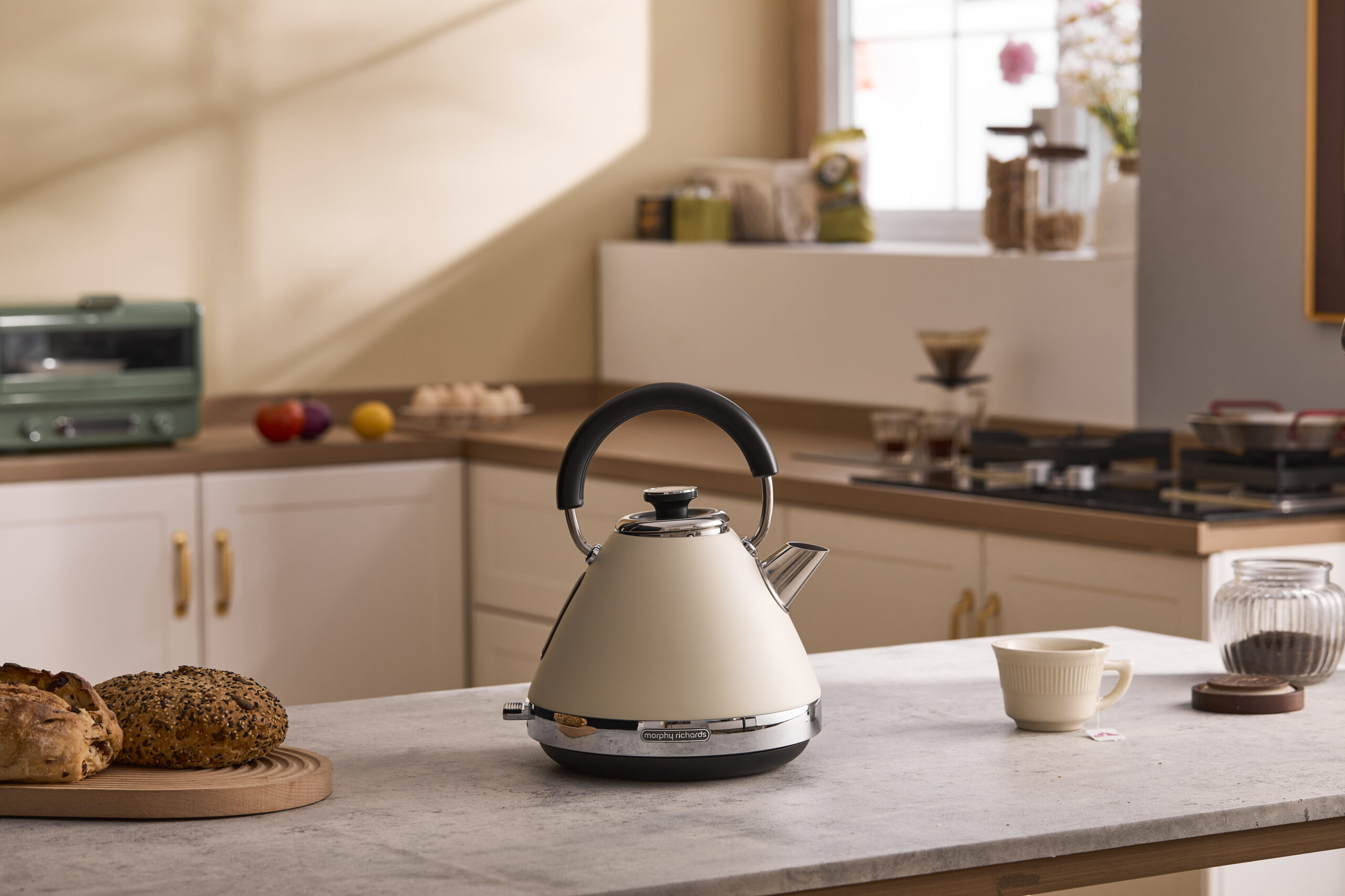 Hervidor Eléctrico Piramidal - Color Crema - Imagen de 3